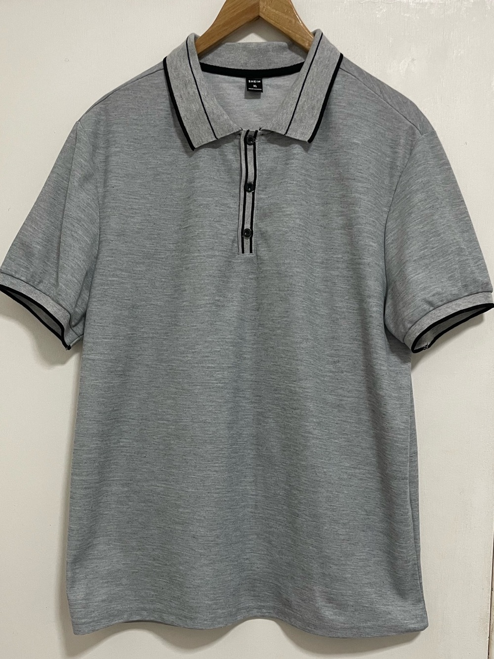 SHEIN Men’s XL Gray Polo Shirt Black Trim Short Sleeve Button Placket